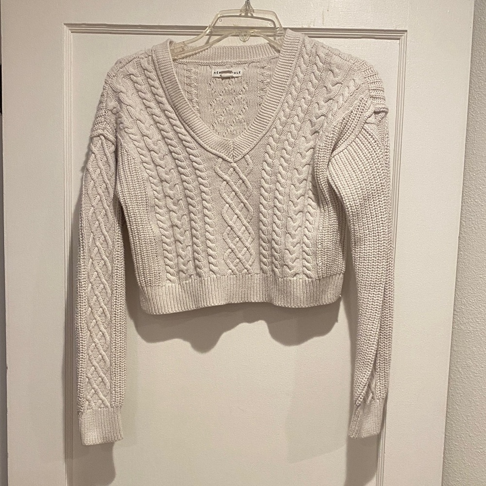 Cropped Cable Knit V-Neck Sweater - Cream XS Ivy League 90s Preppy Clueless
